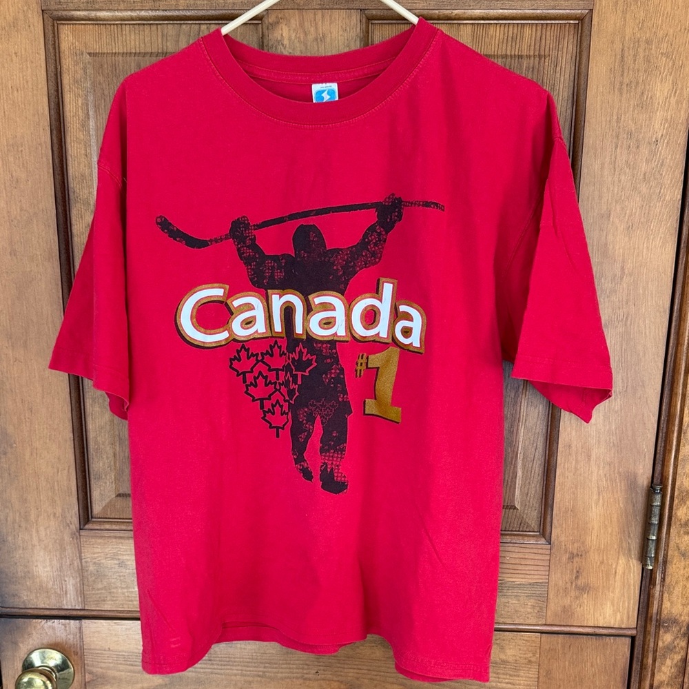 Canada #1 Red Short Sleeve Tee